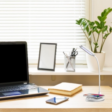 Lampka V-TAC SKU218605 VT-7705 3000K-6500K 4W 405l