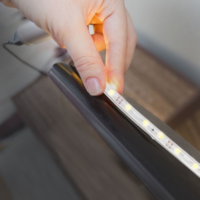 Taśma V-TAC SKU212043 VT-3528 IP65 4000K 4,2W 420l